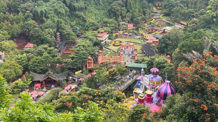 DESINASI DIBURU - Objek wisata The Great Asia Africa di Lembang, Bandung Barat, satu di antara destinasi yang diburu wisatawan.