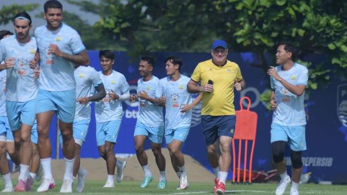 PERSIB memulai persiapan menghadapi pertandingan lan bojan hodak