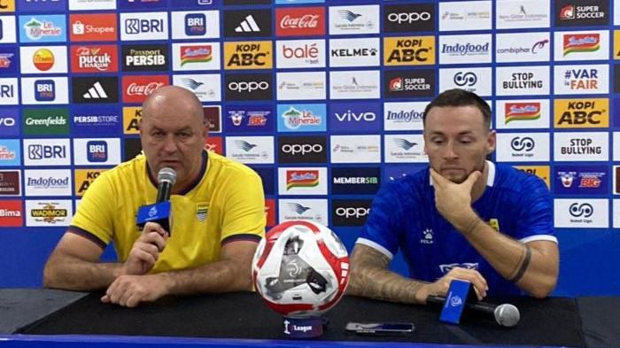 Ada Andil Ramon Tanque, Persib Sementara Unggul 1-0 Atas Persis