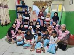 Rangkaian hari Kartini, Srikandi PLN Cikarang Berbagi Kebahagiaan Kepada Anak Yatim Piatu