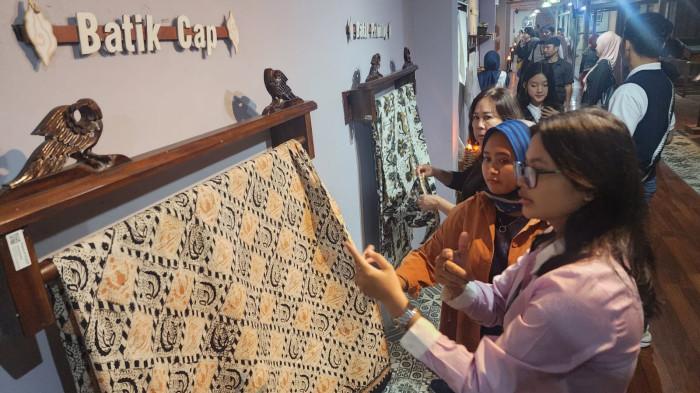 Naik Kereta Jelajahi Jabar: Dari Bogor ke Cirebon, Wisata Rel Tawarkan Pesona Alam dan Budaya