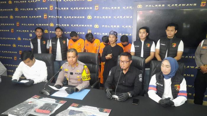 TERSANGKA PENgeroyok rido