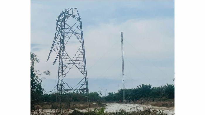 Tampilan salah satu tower transmisi 150 kV Pangkalan Brandan - Langsa di Aceh Tamiang yang