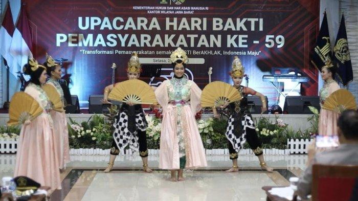 Tarian Kolaborasi Sipir & Warga Binaan Lapas Perempuan Bandung Meriahkan Hari Bakti Pemasyarakatan