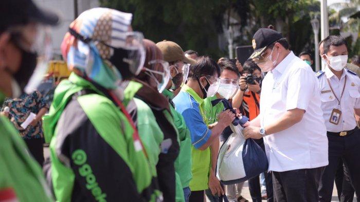 Airlangga: Pengemudi Ojek Layaknya Pahlawan yang Melayani Masyarakat dengan Selalu Menerapkan ProKes
