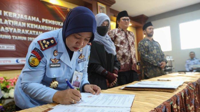 Warga Binaan Lapas Perempuan Bandung Pamer Karya di MoU Kemandirian Usai Jalani Pembinaan