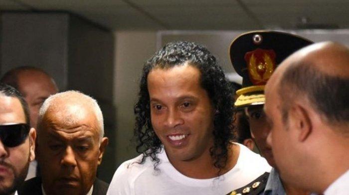 Hidup Ronaldinho Kian Terpuruk, Banyak Utang, Bangun Tempat Pemancingan Ilegal, Hingga Paspor Palsu