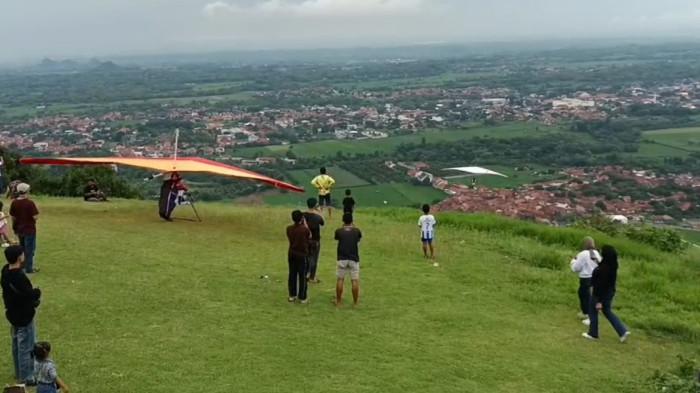 gantole paralayang majalengka