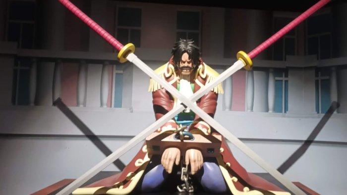 Patung Gol D Roger dalam cerita One Piece. Pameran One Piece bertajuk The Great Era of Piracy diselenggerakan di Mall Of Indonesia, Jakarta Utara, 8 November 2023 hingga 7 Januari 2024