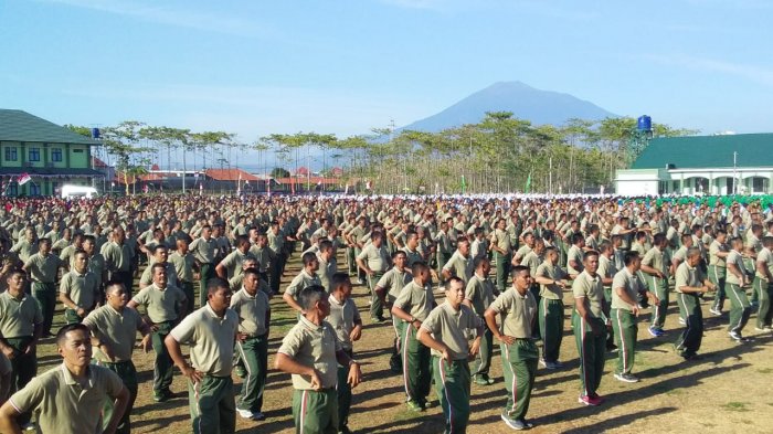 Korem 063/SGJ Laksanakan Senam Maumere Serentak di Dua Lokasi Berbeda