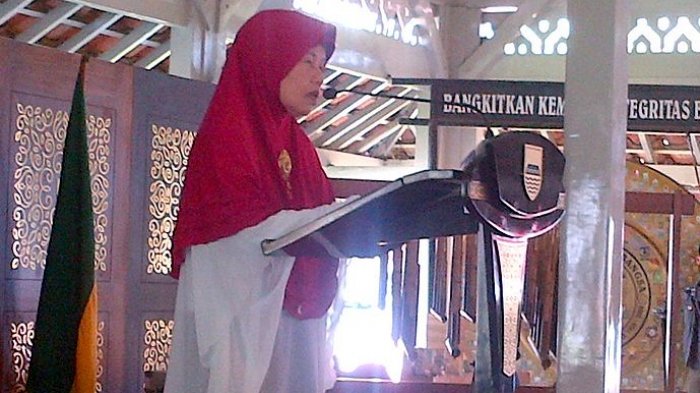 Saat Pimpin Doa Hari Ibu, Ibunda Ridwan Kamil Sebut Hanya Beri Modal