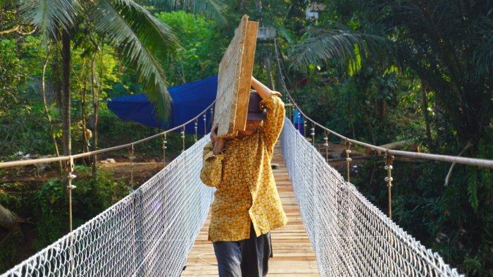 Jembatan Gantung Buatan JQR Hubungkan Dua Kecamatan di Ciamis, Bantu Akses Ekonomi hingga Pendidikan