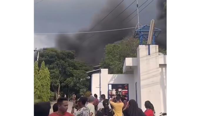 kebakaran pabrik kain 111