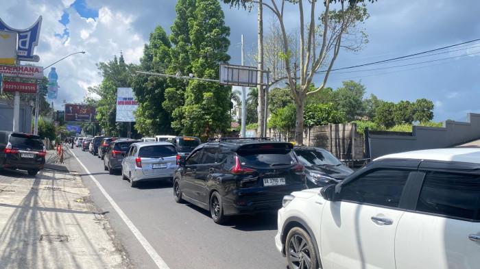 lembang macet banget 15