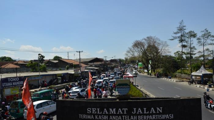 Situasi Mencekam di Bunderan Cibiru, Dikabarkan Ada Tukang Ojek Dipukul