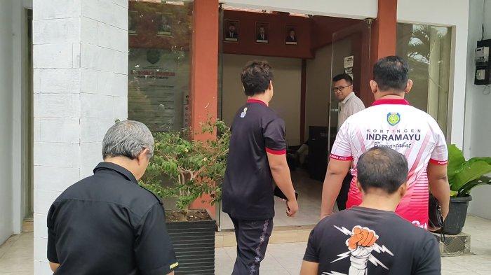 Kantor Dispara Indramayu Digeruduk Pengurus dari Berbagai Cabor, Tagih Bonus Porprov 2022 Para Atlet