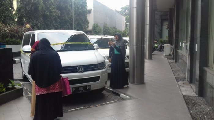 Ini Mobil-mobil yang Disita dari First Travel, Harganya dari Rp 150 juta sampai Miliaran Rupiah