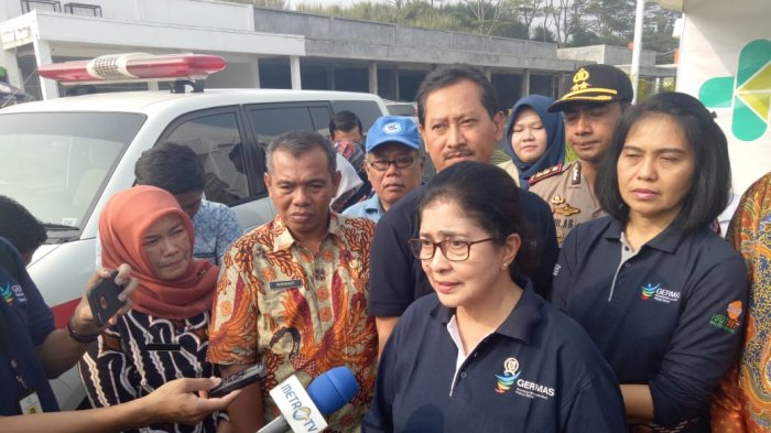 Lakukan Tinjauan Langsung, Menkes: Posko Kesehatan Bukan Hanya untuk yang Sakit