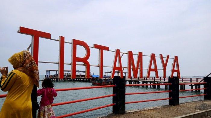 Pantai Tirtamaya.