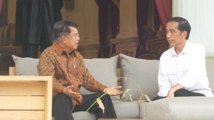 Jokowi Panggil Sejumlah Menteri ke Istana Kepresidenen Malam Ini