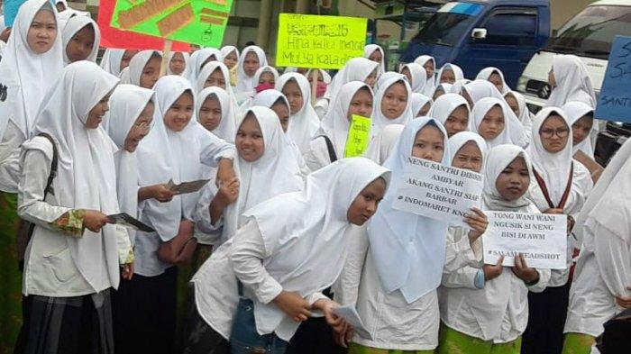 Bikin Neng Santri Ambyar, Santriwati di Tasikmalaya Kembali Demo Indomaret, Kemarin Sudah Islah