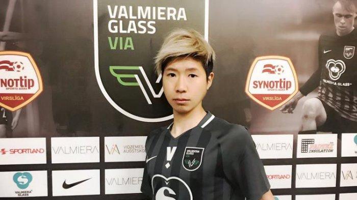Shunsuke Nakamura di Valmiera.