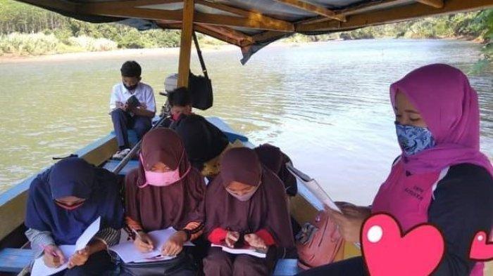 Siti Saroyah, Guru yang Mengajar di Atas Perahu Meninggal, Baru Melahirkan Anak Pertama