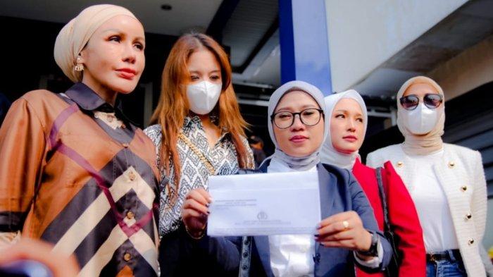 Finalis Miss Universe Indonesia Dibentak Saat Body Cheking karena Tutupi Dada, Dibilang Tak Bangga