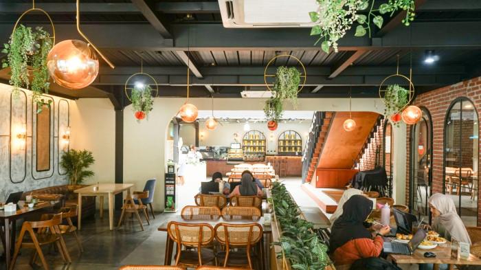 BOSSCHA SPACE DAGO - Suasana di Bosscha Space Dago Bandung.