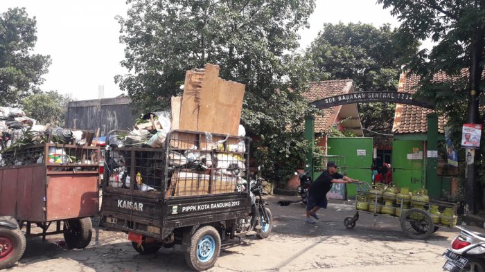 Pernah Ajukan Agar Tempat Sampah Dipindah, Pengelola Malah Minta Sekolah yang Pindah
