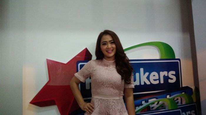 Vega Darwanti Kenang Kedekatan dengan Donny Kesuma, Ungkap Ternyata Sudah Lama Sakit