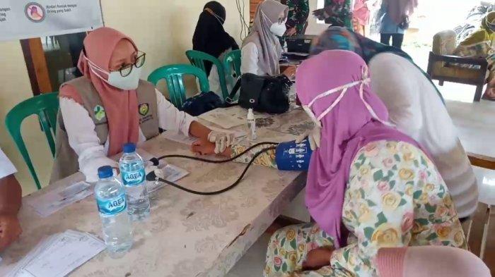 Sebelum Terima Bantuan, KPM di Indramayu Wajib Vaksin Covid Dahulu, Warga Langsung Daftar Vaksinasi