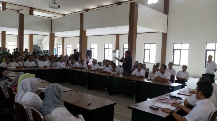 810 Honorer K2 di Indramayu Tidak Bisa Ikut Pendaftaran CPNS 2018