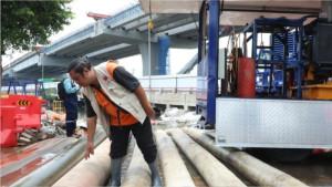 1Atasi-Banjir-Semarang-Pemprov-Jateng-Kerahkan-8-Pompa-Sedot-1900-Liter-per-Detik-Genangan.jpg