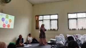 1Cegah-Bully-Lewat-Bahasa-Santun-Dosen-UNISA-Bandung-Dampingi-Siswa-SMA.jpg