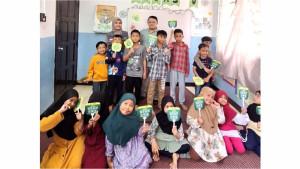 1Dosen-UNISA-Bandung-Edukasi-Hidup-Sehat-Anak-Migran-Indonesia-di-Malaysia.jpg