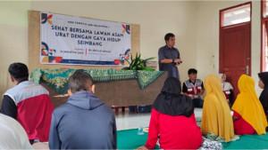 1Fakultas-Farmasi-UBK-Gelar-Edukasi-Kesehatan-dan-Pemanfaatan-Teh-Rambut-Jagung-di-Mandalawangi.jpg
