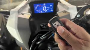 1Jangan-Panik-Begini-Cara-Mengenali-Baterai-Smart-Key-yang-Mulai-Lemah.jpg