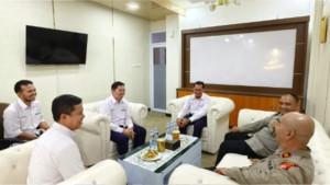 1Jelang-Hari-Kemerdekaan-PLN-dan-Polres-Sumedang-Kolaborasi-Amankan-Jaringan-Listrik.jpg