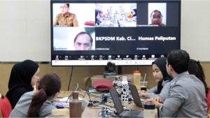 1Kanwil-Kemenkum-Jabar-Harmonisasikan-Raperda-Kabupten-Subang-Tentang-Desa.jpg