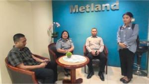 1Kemenkum-Jabar-Dorong-Metropolitan-Mall-Bekasi-Jadi-Pusat-Perbelanjaan-Berbasis-KI.jpg