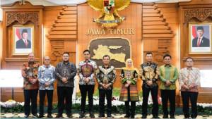 1Kolaborasi-Pemprov-Jateng-dan-Jatim-Perkuat-Kerja-Sama-Ekonomi.jpg