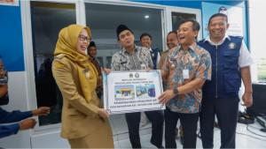 1Penuhi-Kebutuhan-Air-Bersih-Warga-Jangkauan-Program-Desalinasi-Pemprov-Jateng-Terus-Diperluas.jpg