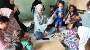 1Permainan-Edukatif-Motorik-Tingkatkan-Kapasitas-Kader-Pos-di-Desa-Lengkong.jpg