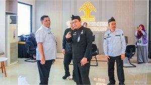 1Sekretaris-Kemenko-Tinjau-Layanan-dan-Beri-Motivasi-di-Kanwil-Kemenkum-Jabar.jpg
