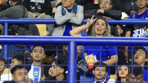 jabar/20250918_GANI_Persib_Lion_16_Bobotoh.jpg