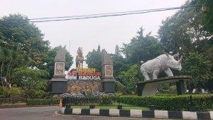 Air-Mancur-Sri-Baduga-yang-terkenal-bisa-menari.jpg
