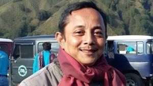 Akademisi-FISIP-Universitas-Muhammadiyah-Cirebon-UMC-Ahmad-Yusron.jpg