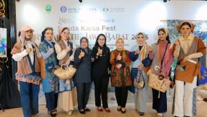 Anggota-Komis-II-DPRD-Jabar-Tati-Supriati-Apresiasi-Gelaran-Sunda-Karsa-Fest-2025-2.jpg