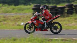 Balap-Motor-MotoPrix-Region-B-1.jpg